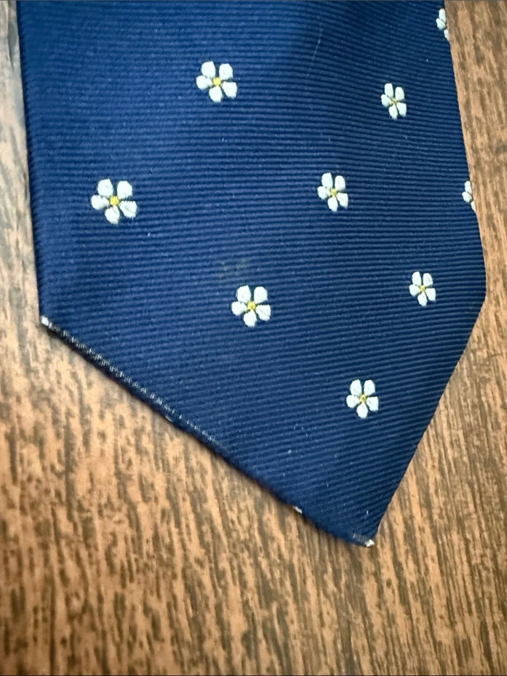 Brooks Brothers Makers Navy Blue Silk Tie with Tiny Embroidered Daisy Flowers